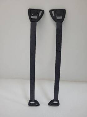 148.gm9e05 2005 05 Gmc Envoy Roof Rack Cross Bars