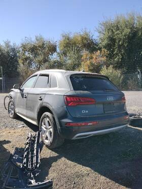 148.au1418 Audi Q5 2018 Luggage Rack 3773233