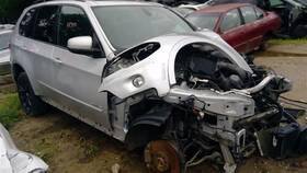 148.bm1509 Bmw X5 2009 Luggage Rack 717574