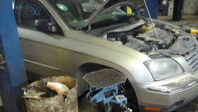 148.ch1e05 Chrysler Pacifica 2005 Luggage Rack 1694456