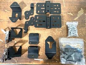Rrac222 Front Runner Quick Release Awning Mount Kit