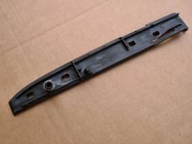 19553 General Motors 02 - 06 Cadillac Escalade Roof Rack End Cap Mounting Gasket Rear Lh Left Oem