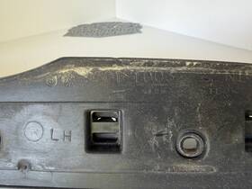 9501-1004 General Motors 2001-2006 Yukon Tahoe Suburban Z71 Oem Roof Rack Left Front Base Plate