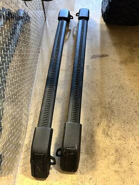 84923768 Gm Genuine Oem 2021 - 2024 Suburban Tahoe Yukon Escalade Roof Rails