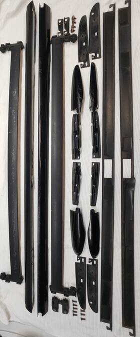 0303001 Gmc 15979 1999-2000 Yukon Denali Roof Rack Set Black Oem