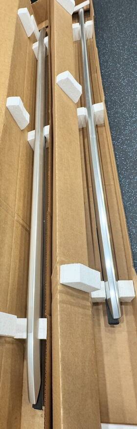85649800 Gmc Yukon Roof Rails