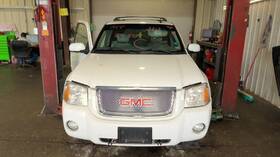 148.gm9e06 Gmc Truck Envoy 2006 Luggage Rack 888193