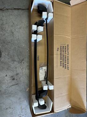 S8f21-au001 Hyundai S8f21-au000 2020-2023 Oem Palisade Crossbar Roof Rack Set Of Two Bars