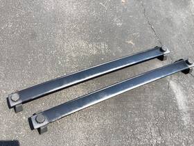 1212062 Jeep 06 - 10 Commander Pair Roof Rack Cross Bars Rail Set With Knobs Black Oem