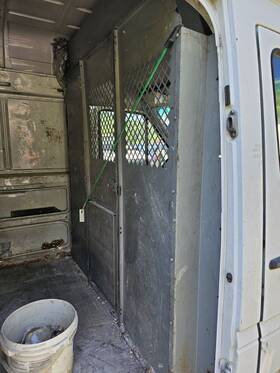406sl Kargomaster 2005 Dodge Sprinter Bulkhead
