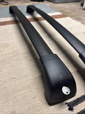G5f21-ac000 Kia Kia/hyundai Oem Roof Rack Cross Bars Black Set Of 2