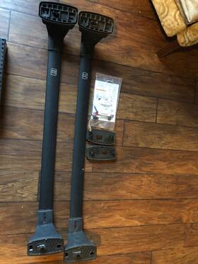Kof21-au000 Kia 54 Inch Top Roof Rack Cross Bar Luggage Cargo Carrier And Lock For 2010-2022 Soul