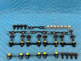 6318760040 Lexus Lx570 Roof Rack Rail Mount Brackets With Bolts 2008-2015 Oem