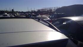 148.mb1l04 Mercedes-benz Black Passenger Right Roof Luggage Rack Fits 2004 E320 Oem