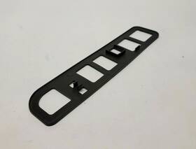 16855j Oem 98-04 Blazer Driver Left Lh Rear Carrier Roof Rack Plastic Mounting Base
