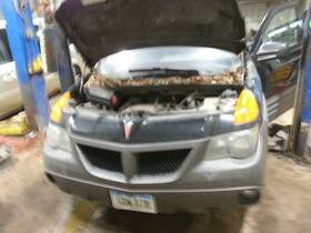 148.gm2j01 Pontiac Aztek 2001 Luggage Rack 1771587