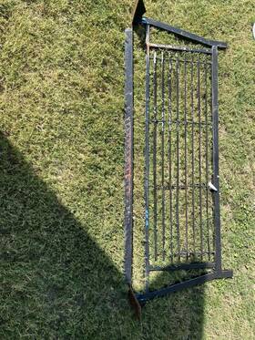 Steelcraft 840813162140 Medium Duty Headache Rack Fits All Full Size Pickups