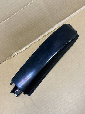 458221 Suzuki Genuine Parts 2006-2015 Grand Vitara 5-door Roof Rail Rack Cap Base Seal Front Passen