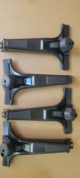 9531 Thule Gutter Mount Roof Rack Super High - Missing 1 Rubber Pad