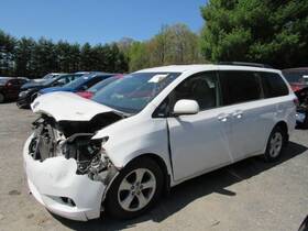 148.to1415 Toyota Sienna 2015 Luggage Rack 961978