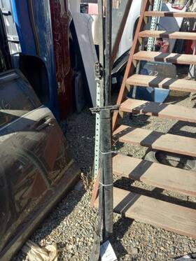 148.to1f05 Toyota 04 05 06 07 Highlander Luggage Roof Rack