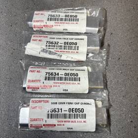 75631-0e050 Toyota 75631-0e050/60/71 2020-25 Highlander Roof Rack Luggage Carrier Side Rail Cap Set Oem