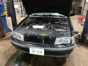148.vo1k00 Volvo V40 2000 Luggage Rack 1794307