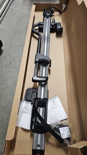 31664408 Volvo Oem Rooftop Aluminum Bicycle Rack Carrier For Load Bars