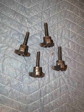9134673 Volvo New Oem Set Of 4 Knobs Load Retainer