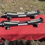 Thule Sup Taxi 810(XT) Standup Paddleboard Roof Carrier Surfboard No Locks Nice. Fixed Price $150.00.
