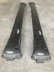 Thule Aeroblade Edge &7502B ,locks Optional. Fixed Price $260.00.