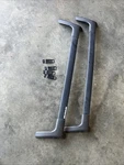 1999 01 02 2003 Lexus RX300 Oem Luggage Roof Rack Cross Bar Set With Knobs. Fixed Price $90.00.