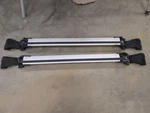 Thule Aeroblade Edge 7602/7602B/4052. Fixed Price $125.00.
