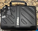 Thule Gauntlet Macbook Ipad Pro Attache 13" Black Hard Case With Handle Travel. Fixed Price $35.00.