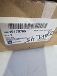 Oem New 08-13 Gm Buick Roof Rack Cross Rails Pckg Silver W/chrome Caps 19170765. Fixed Price $219.99.