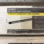 Thule RB43 Roof Rack. Fixed Price $19.99.